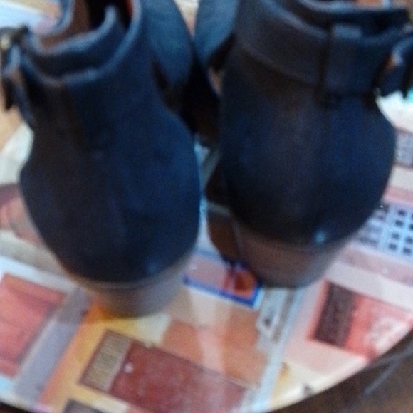 D4💐 Lucky Brand 7 peep toe ankle bootie - Picture 5 of 8